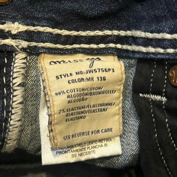 Miss Me Blue Jeans WOMEN’S Size 27 Signature Cuffed Capri Fit denim sequin - Picture 6 of 6